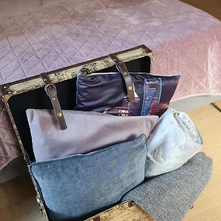 شقة La Perla